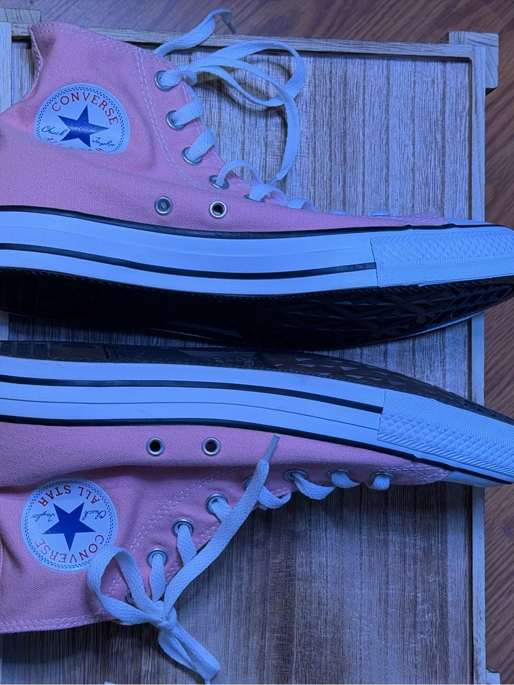 Converse Chuck Taylor All Star High-Top Pink Sneakers NWOT Sz Womens 10/Mens 8 - Picture 2 of 6